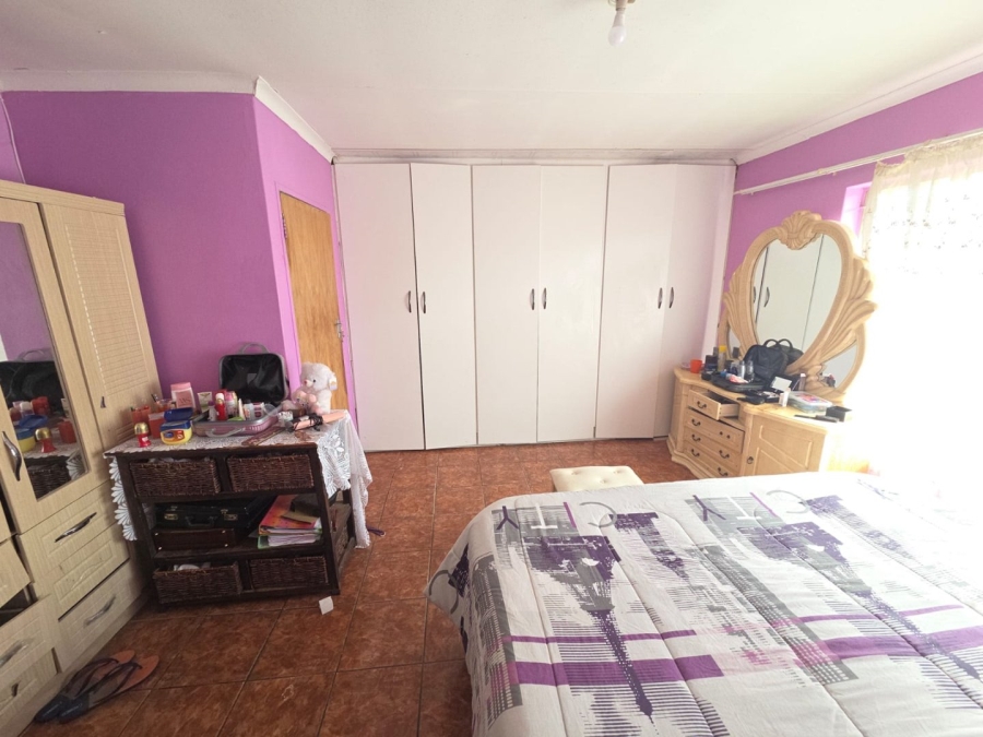 3 Bedroom Property for Sale in Lourierpark Free State